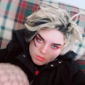 Meet your Posher, Carter